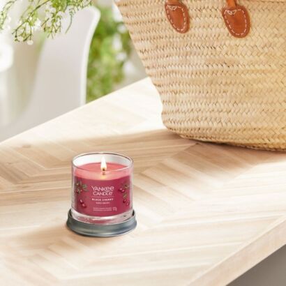 YANKEE CANDLE ŚWIECA BLACK CHERRY 122g